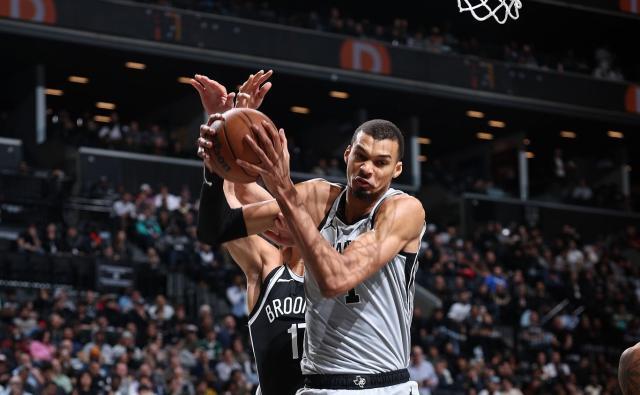 二月11胜0负不败!马刺计划有变:梦回GDP时代冲冠