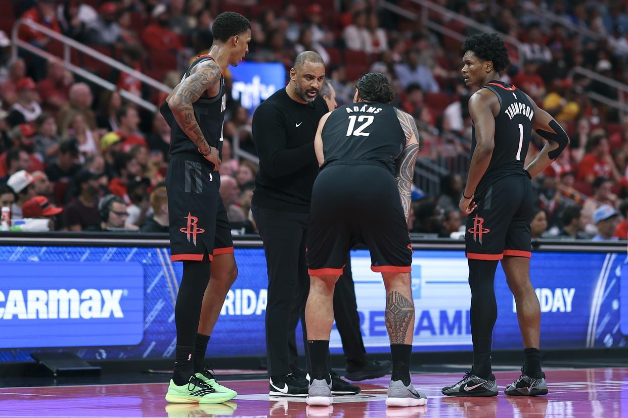 九游会官方app-19分钟11中2!火箭有喜有忧,乌度卡暂弃伊森?拒绝1亿合同太草率